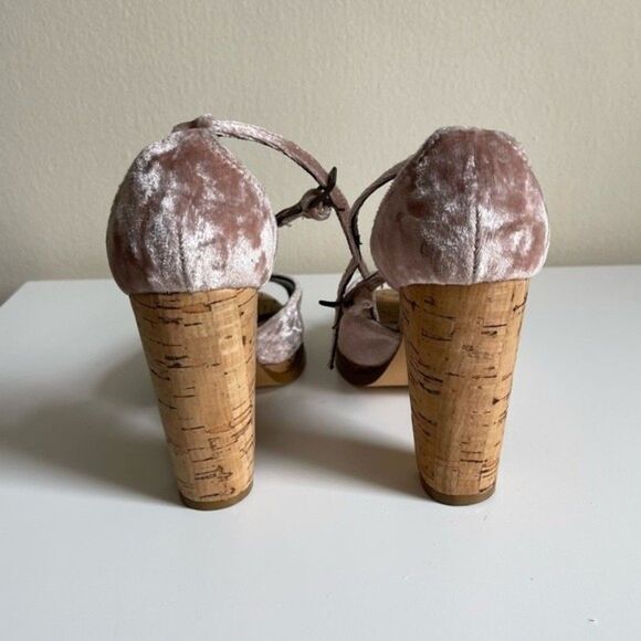 NWOT Crushed Velvet Shoes by Anthropologie Farylrobin size 7 - Picture 4 of 7